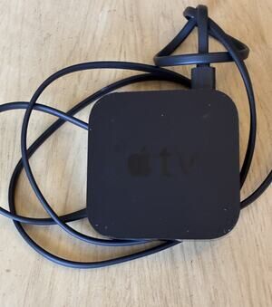 Apple TV 3rd Generation 8GB HD Media Streamer A1469 NO REMOTE